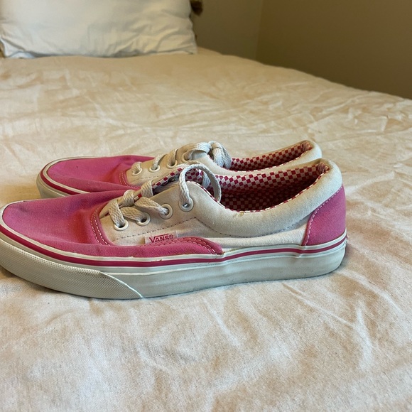 Pink and white lace up vans - Picture 4 of 5